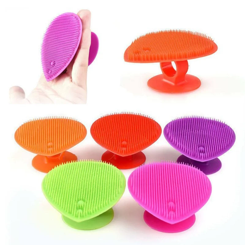 Brosse à shampoing en silicone pour bébé