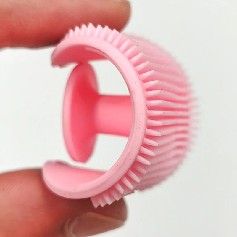 Brosse à shampoing en silicone pour bébé